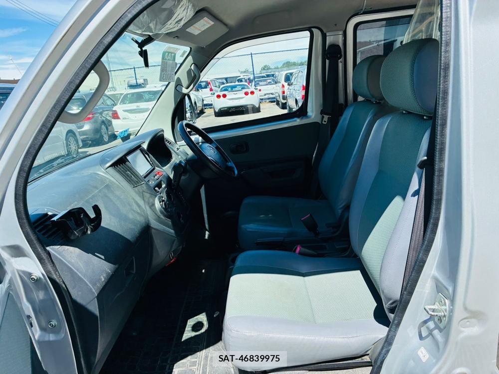 Toyota LITEACE VAN 2019-08 8468813-10
