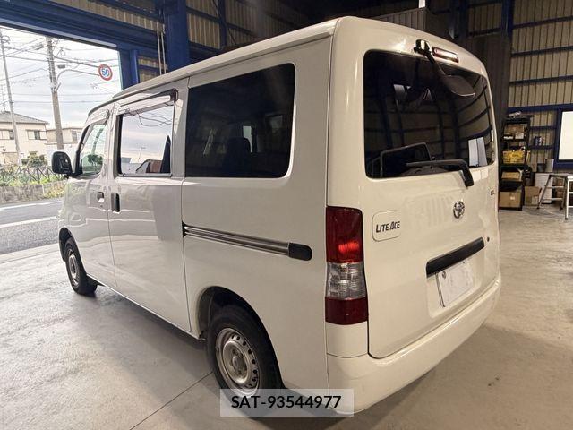 Toyota LITEACE VAN 2017-05 6245347-2