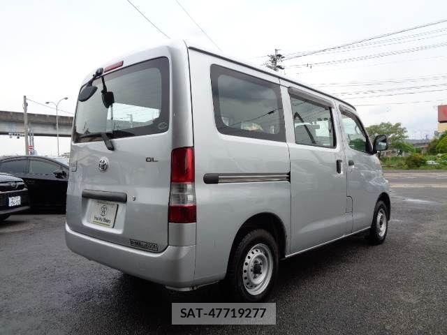 Toyota LITEACE VAN 2011-06 6752275-13