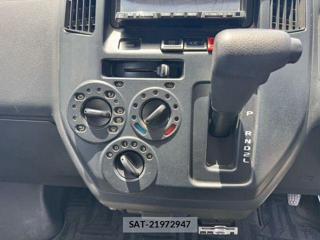 Toyota LITEACE VAN 2008-05 7221215-17