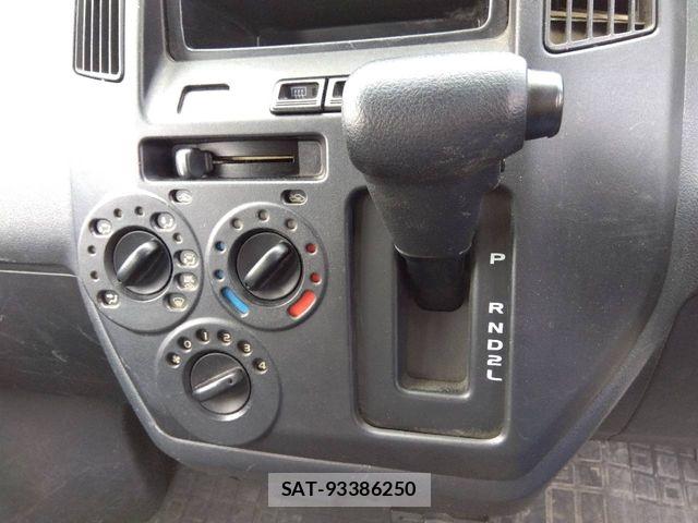 Toyota LITEACE VAN 2015-10 7358600-9