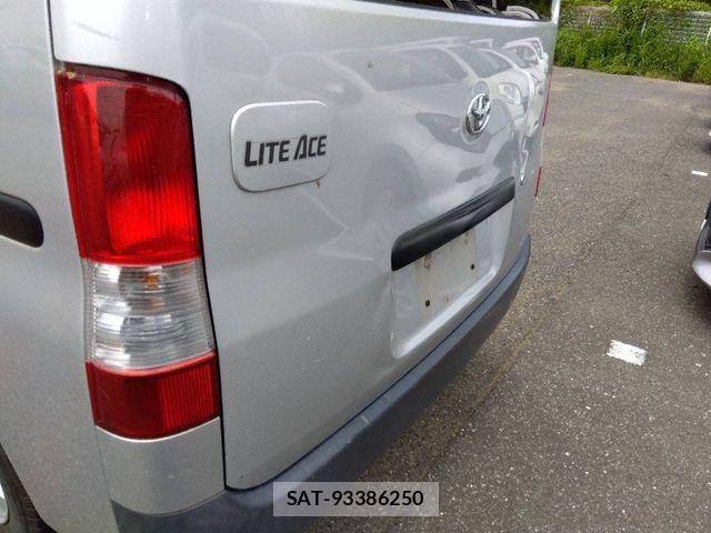Toyota LITEACE VAN 2015-10 7358600-14