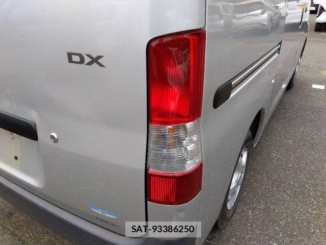 Toyota LITEACE VAN 2015-10 7358600-16