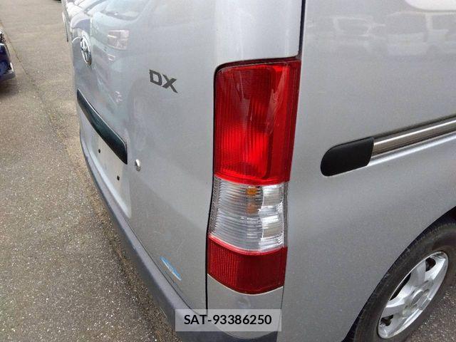 Toyota LITEACE VAN 2015-10 7358600-17