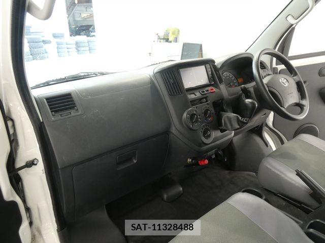 Toyota LITEACE VAN 2019-09 7562383-16