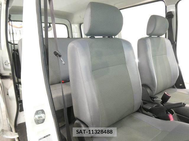 Toyota LITEACE VAN 2019-09 7562383-18