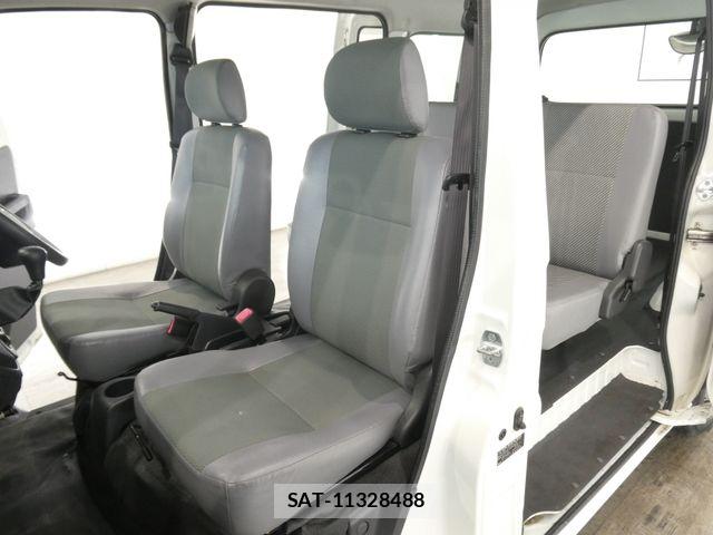 Toyota LITEACE VAN 2019-09 7562383-26