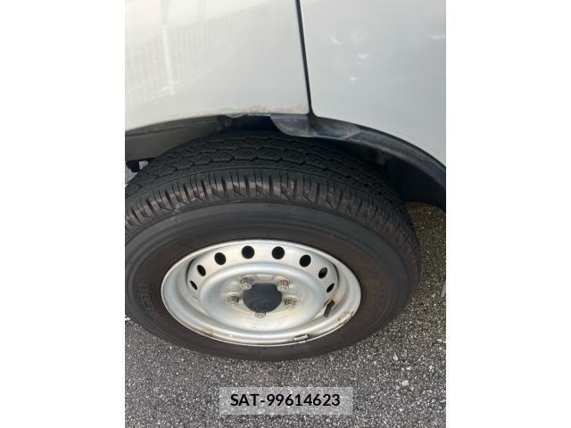 Toyota LITEACE VAN 2012-11 8074425-9
