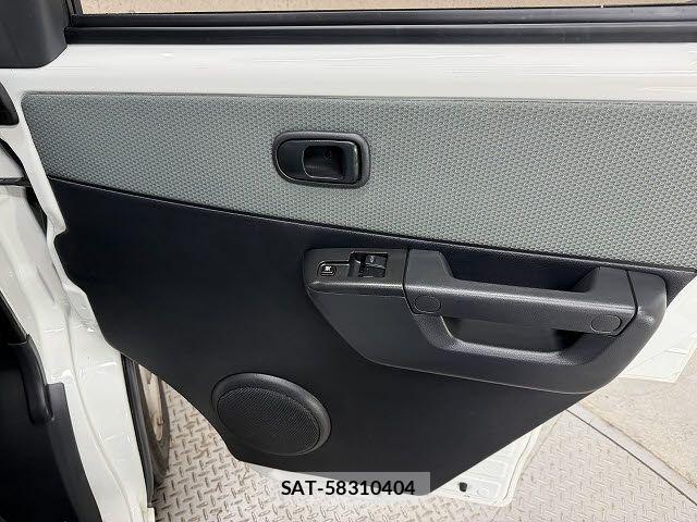 Toyota LITEACE VAN 2019-08 8413370-16