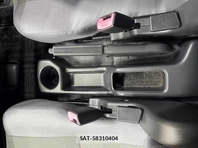 Toyota LITEACE VAN 2019-08 8413370-18
