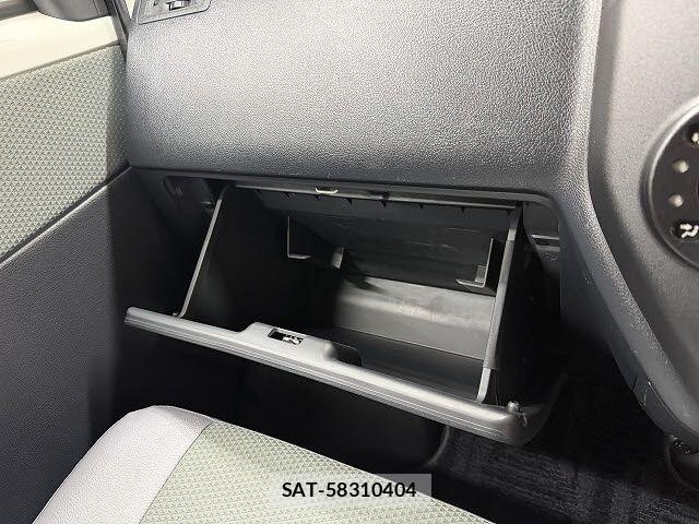 Toyota LITEACE VAN 2019-08 8413370-19