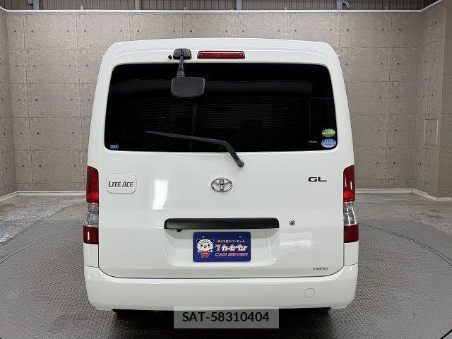 Toyota LITEACE VAN 2019-08 8413370-4