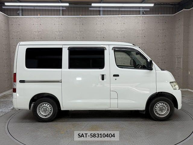 Toyota LITEACE VAN 2019-08 8413370-5
