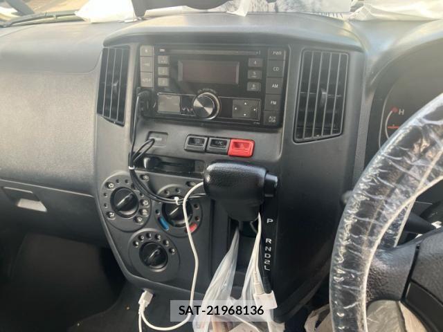 Toyota LITEACE VAN 2019-05 8438368-12