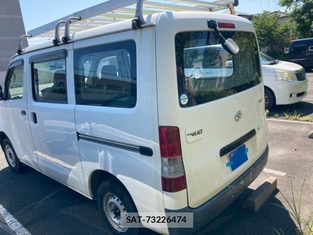 Toyota LITEACE VAN 2013-08 8627550-3