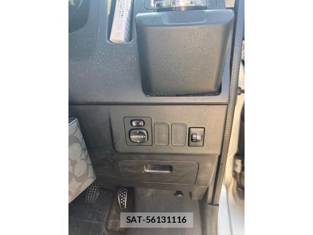 Toyota LITEACE VAN 2012-06 8660037-19