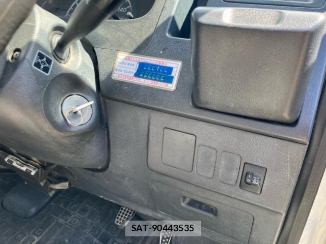 Toyota LITEACE VAN 2014-09 8880598-15