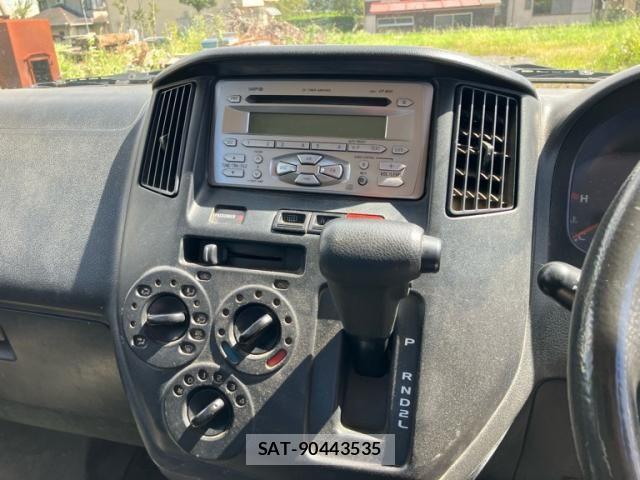 Toyota LITEACE VAN 2014-09 8880598-17