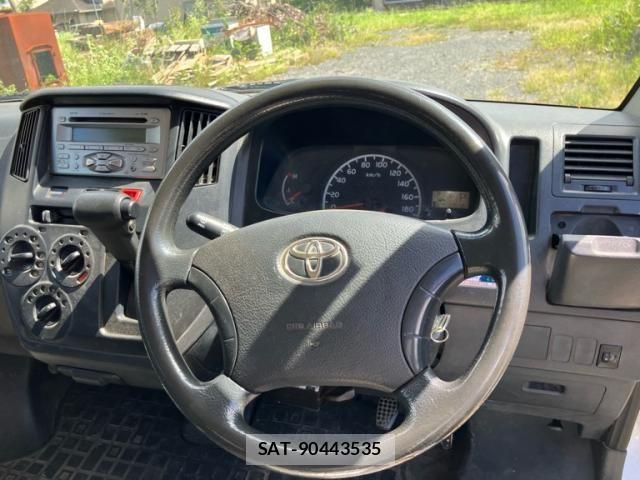 Toyota LITEACE VAN 2014-09 8880598-18