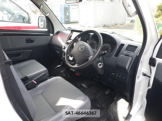 Toyota LITEACE VAN 2015-05 648977-2
