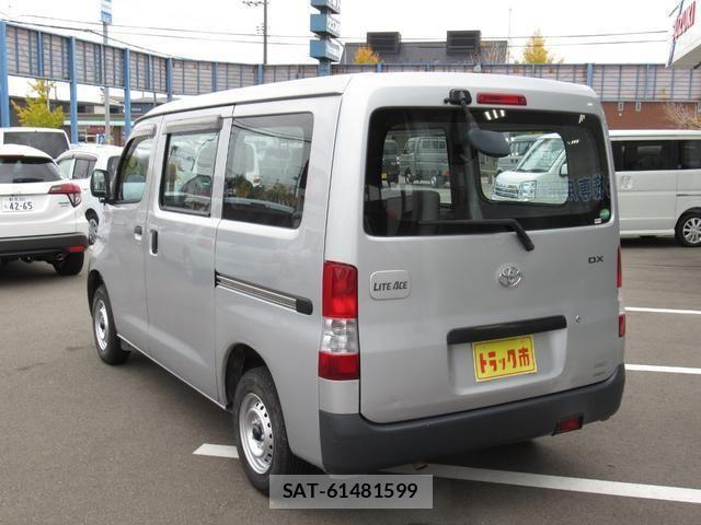 Toyota LITEACE VAN 2012-12 1417882-11
