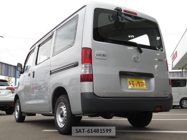 Toyota LITEACE VAN 2012-12 1417882-12
