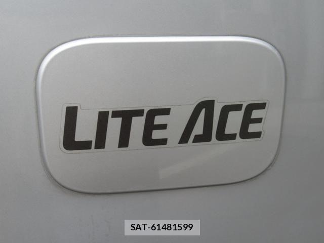 Toyota LITEACE VAN 2012-12 1417882-13