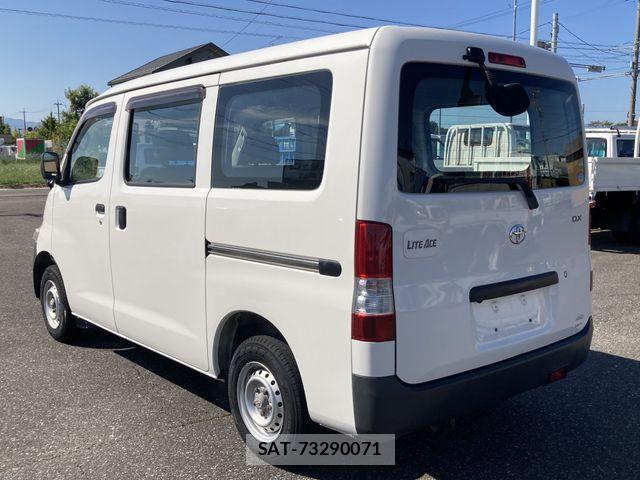 Toyota LITEACE VAN 2015-08 3378431-1