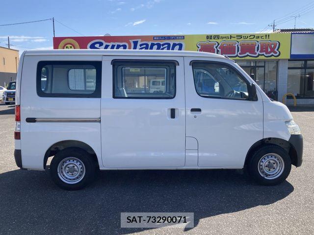 Toyota LITEACE VAN 2015-08 3378431-25