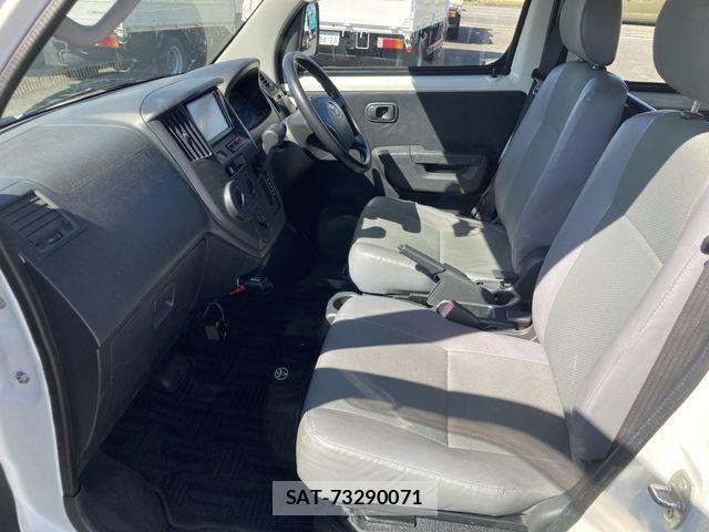 Toyota LITEACE VAN 2015-08 3378431-3