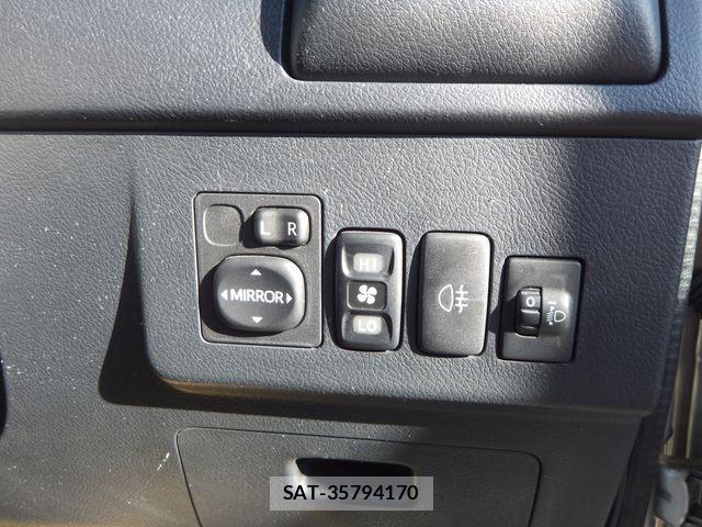 Toyota LITEACE VAN 2019-01 3378418-24