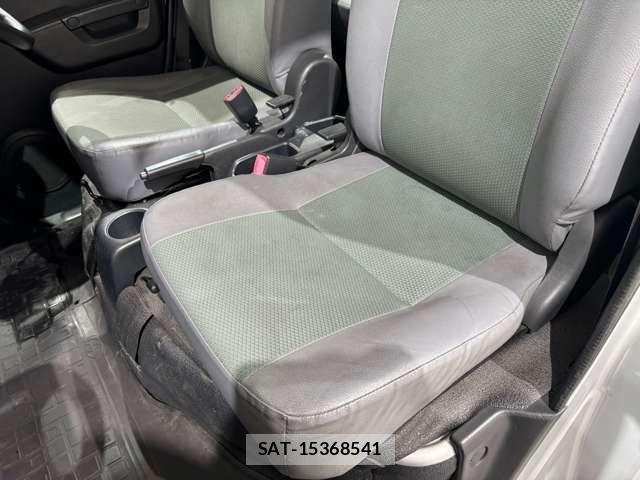 Toyota LITEACE VAN 2015-12 5871312-13