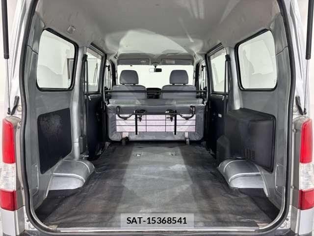 Toyota LITEACE VAN 2015-12 5871312-17