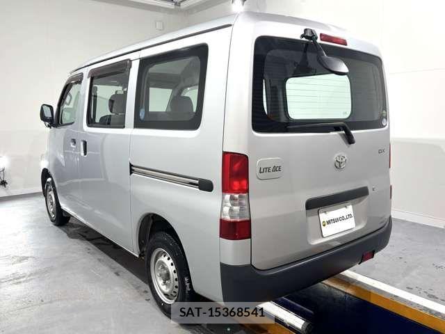 Toyota LITEACE VAN 2015-12 5871312-5