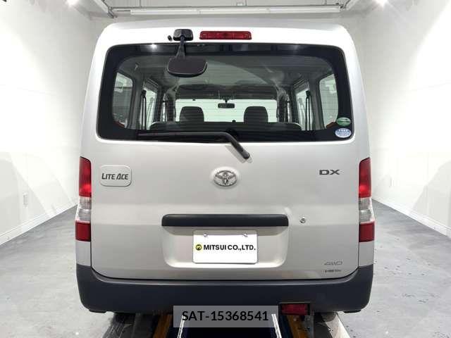 Toyota LITEACE VAN 2015-12 5871312-6