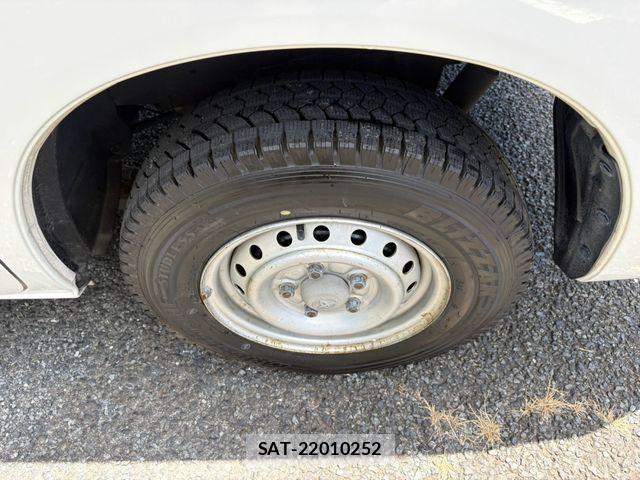 Toyota LITEACE VAN 2015-01 8315255-10