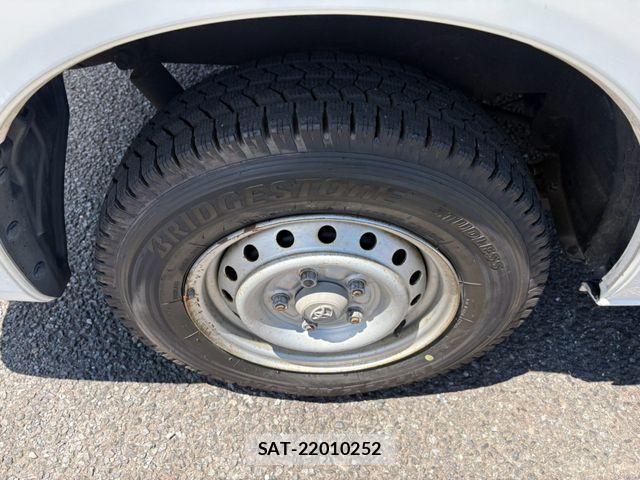 Toyota LITEACE VAN 2015-01 8315255-11