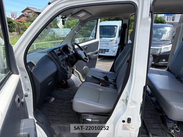 Toyota LITEACE VAN 2015-01 8315255-18
