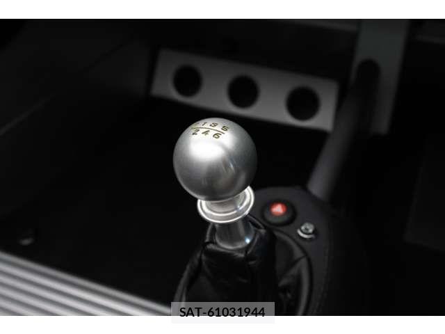 Lotus ELISE 2017-12 8208491-2