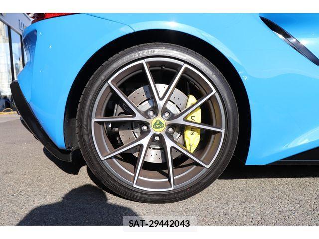 Lotus Emira 2023-09 851396-28