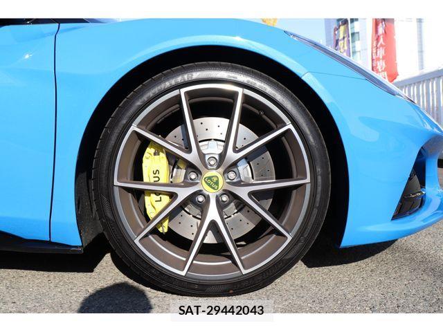 Lotus Emira 2023-09 851396-29