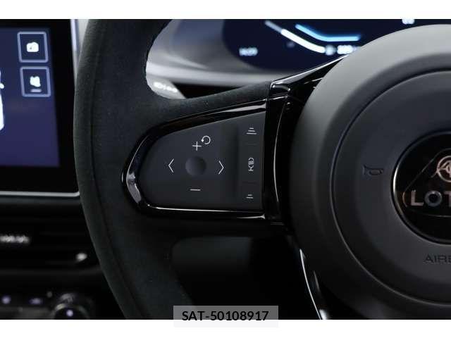 Lotus Emira 2024-08 977326-16