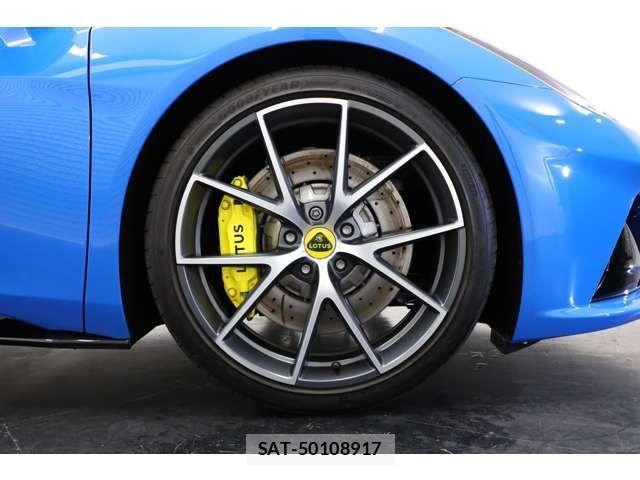Lotus Emira 2024-08 977326-4