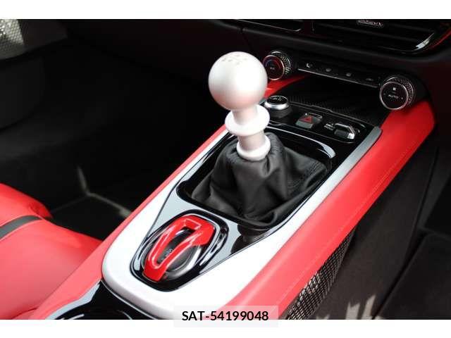 Lotus Emira 2023-08 7221217-16