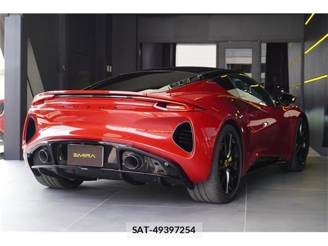 Lotus Emira 2024-10 7358597-4