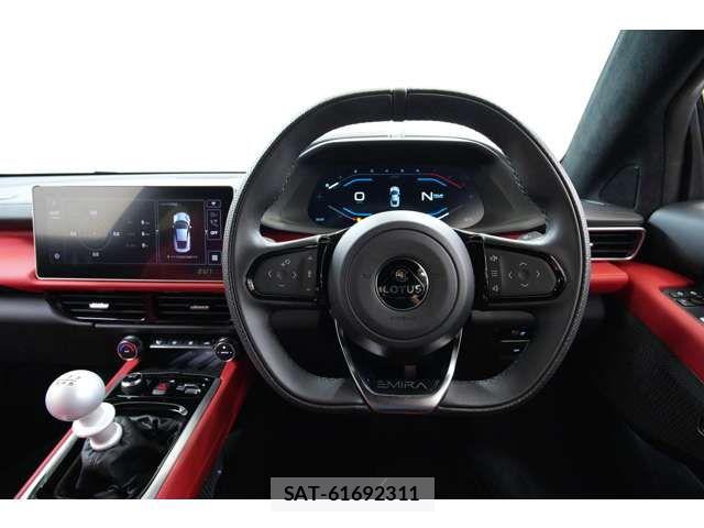 Lotus Emira 2023-08 8562515-10