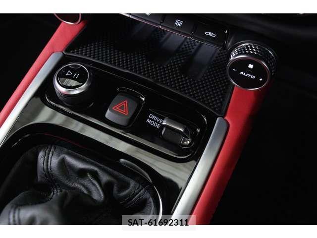 Lotus Emira 2023-08 8562515-13