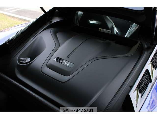 Lotus Emira 2026-08 8871379-9