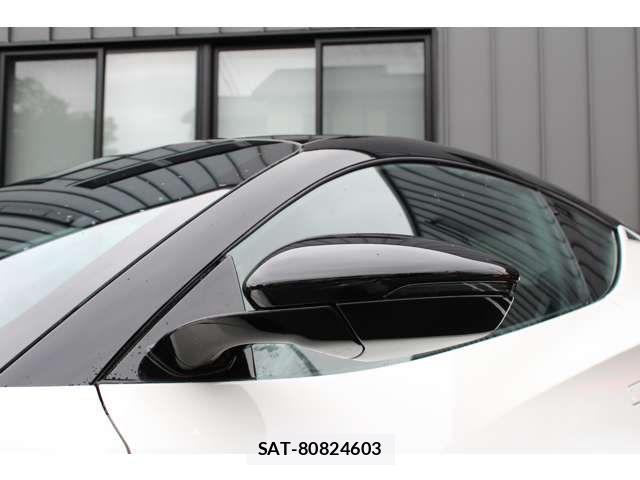 Lotus Emira 2026-08 8871378-12