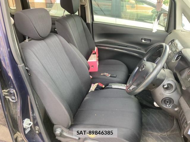 Subaru LUCRA 2012-03 8562518-12